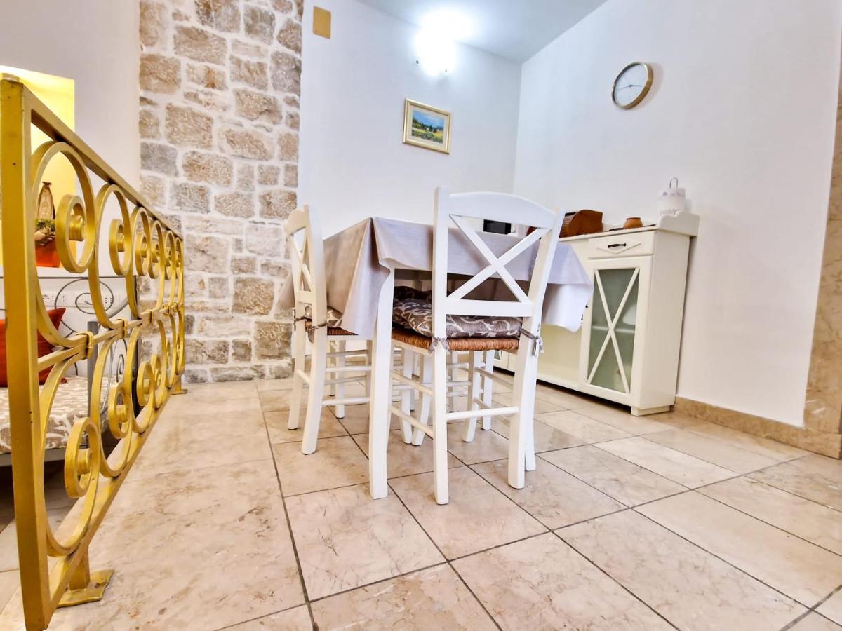Jackie'S Little Stone House Apartamento Split Exterior foto